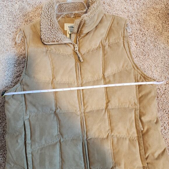 L.L. Bean Tan Goose Down Quilt Puffer Vest Size L Petite - Picture 9 of 10
